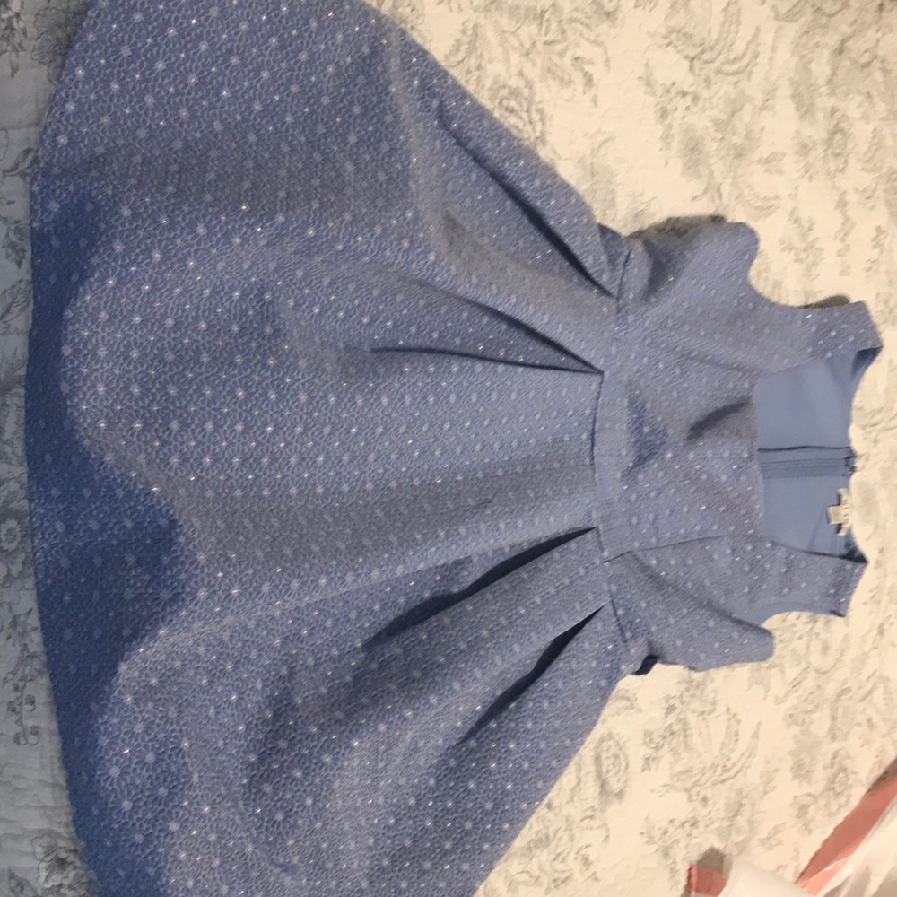 Blue short dress
